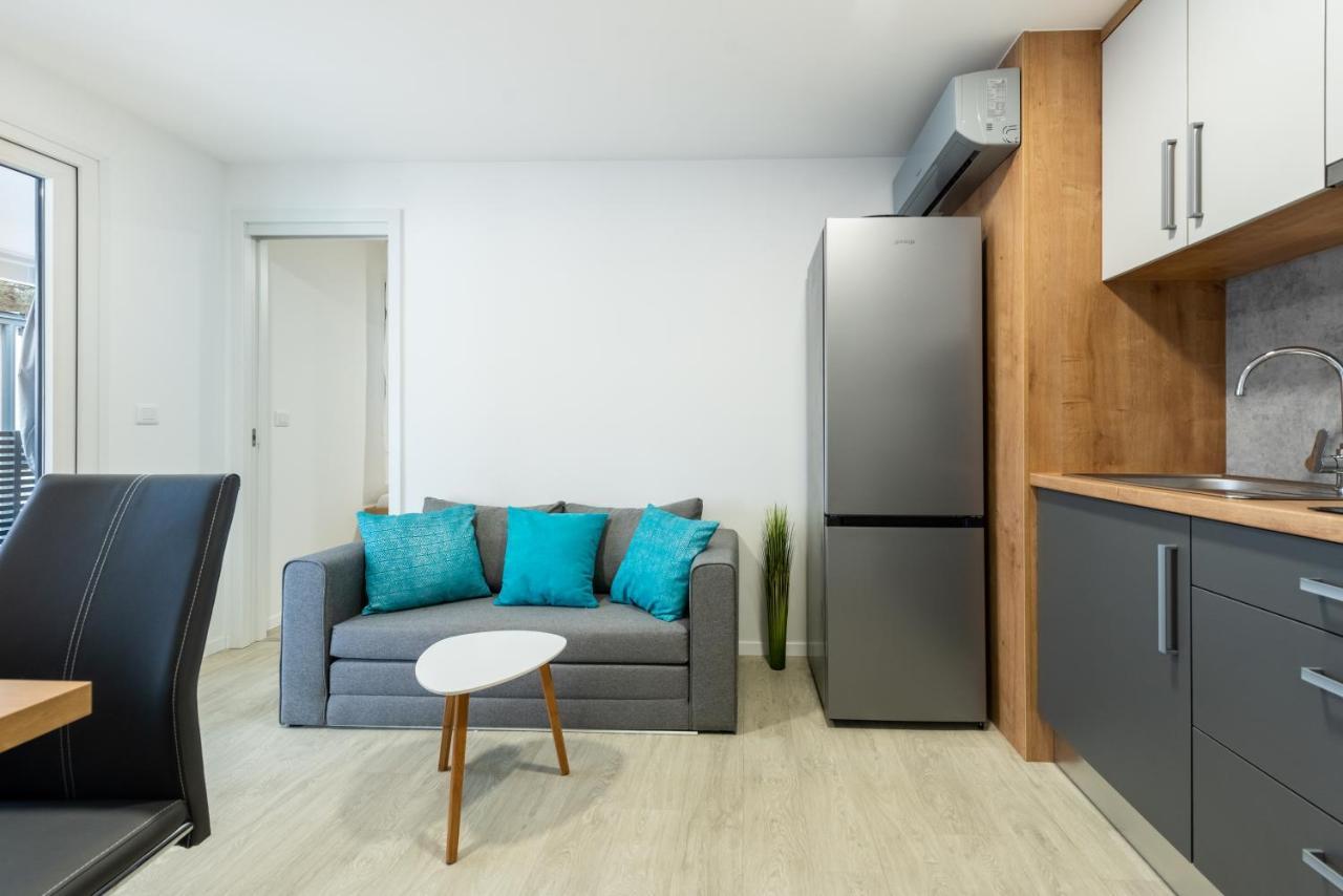 Luxury Mobile Home Pretty Green - Premium - Oaza Mira Resort -50 M From The Beach Drage Buitenkant foto